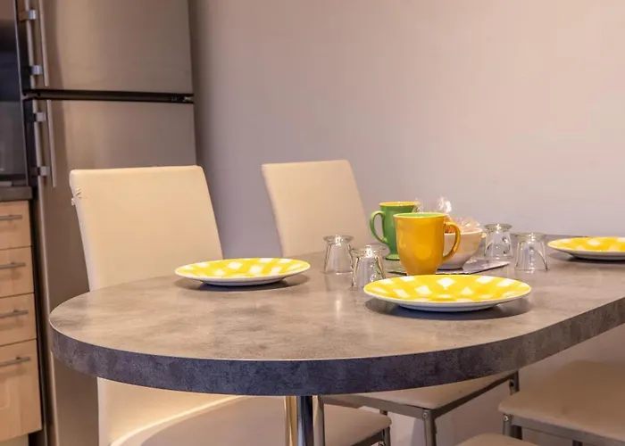 Appartamento Avec Jardin, Ideal Pour Animaux - Floreal Clermont-Ferrand